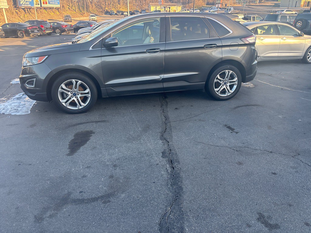 2018 Ford Edge Image 3
