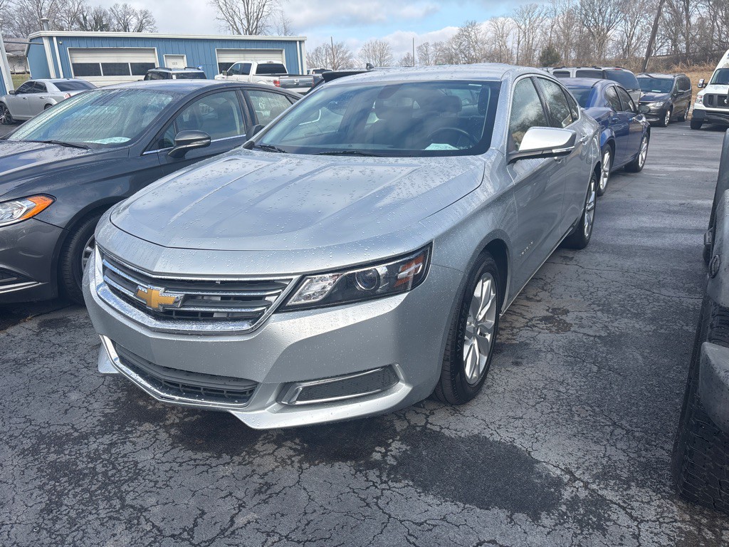 2017 Chevrolet Impala Image 2
