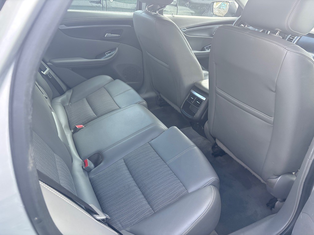2017 Chevrolet Impala Image 15
