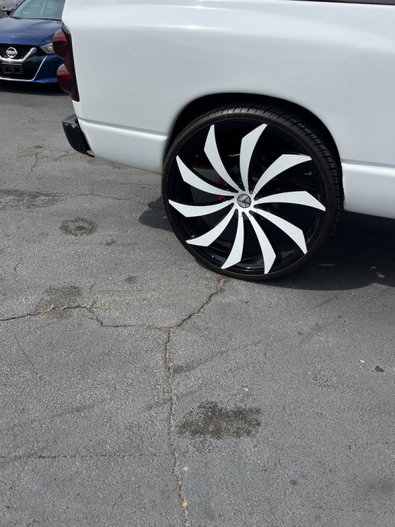 2007 Dodge Ram 1500 Image 4