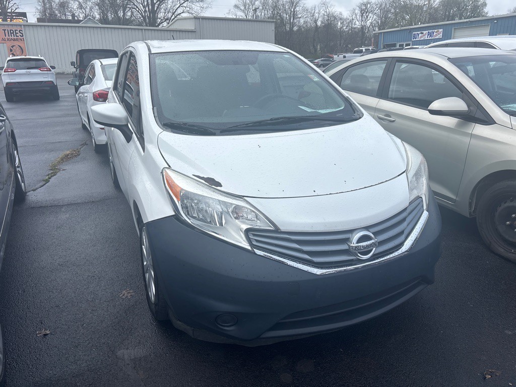 2015 Nissan Versa Image 5