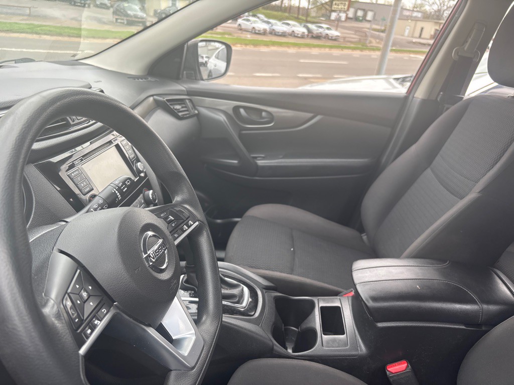 2019 Nissan Rogue Image 6