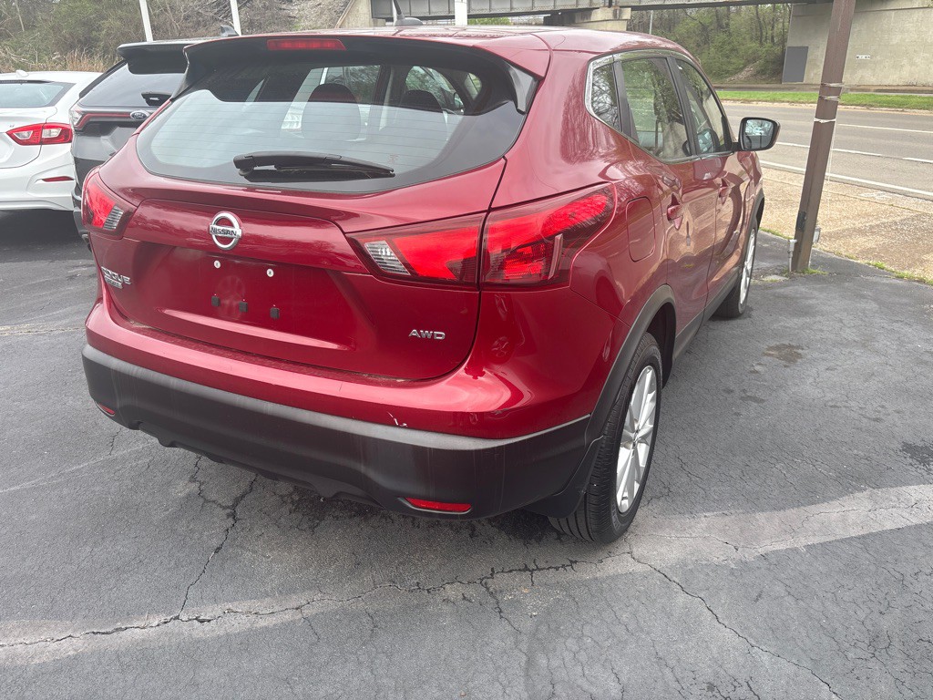 2019 Nissan Rogue Image 9