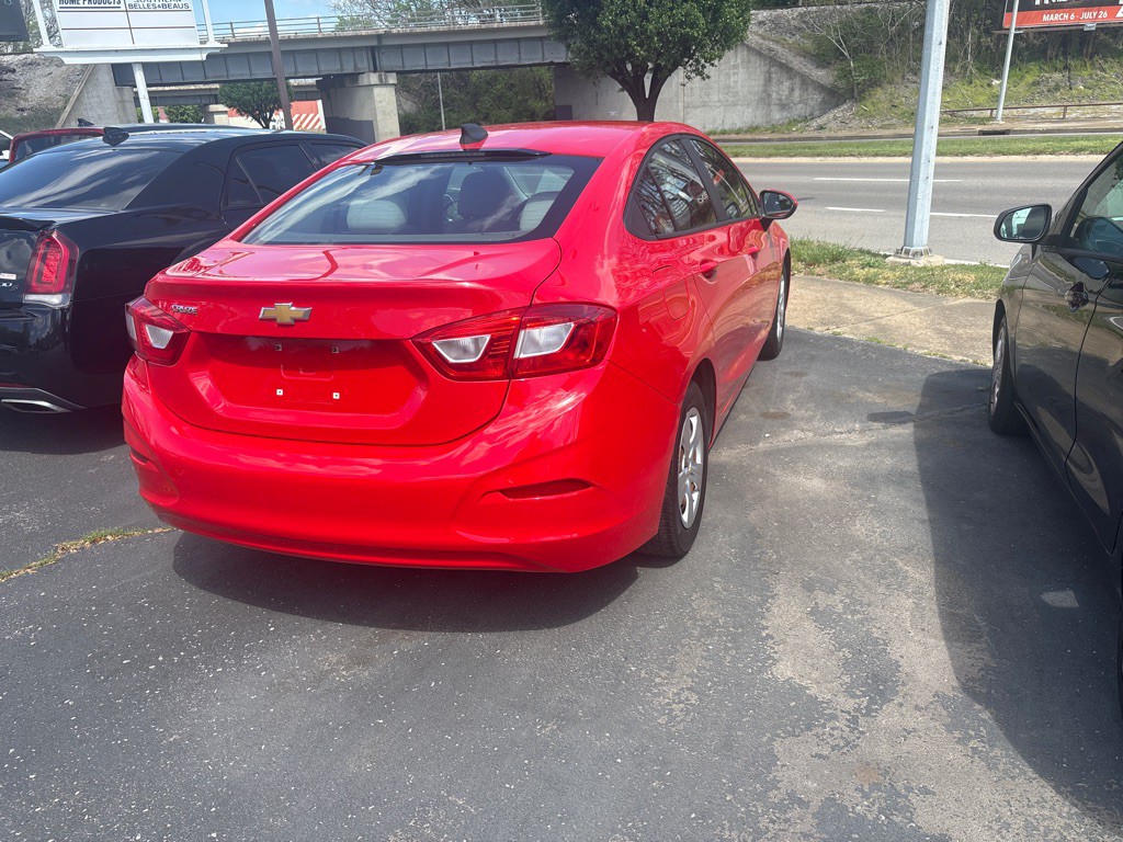 2016 Chevrolet Cruze Image 4