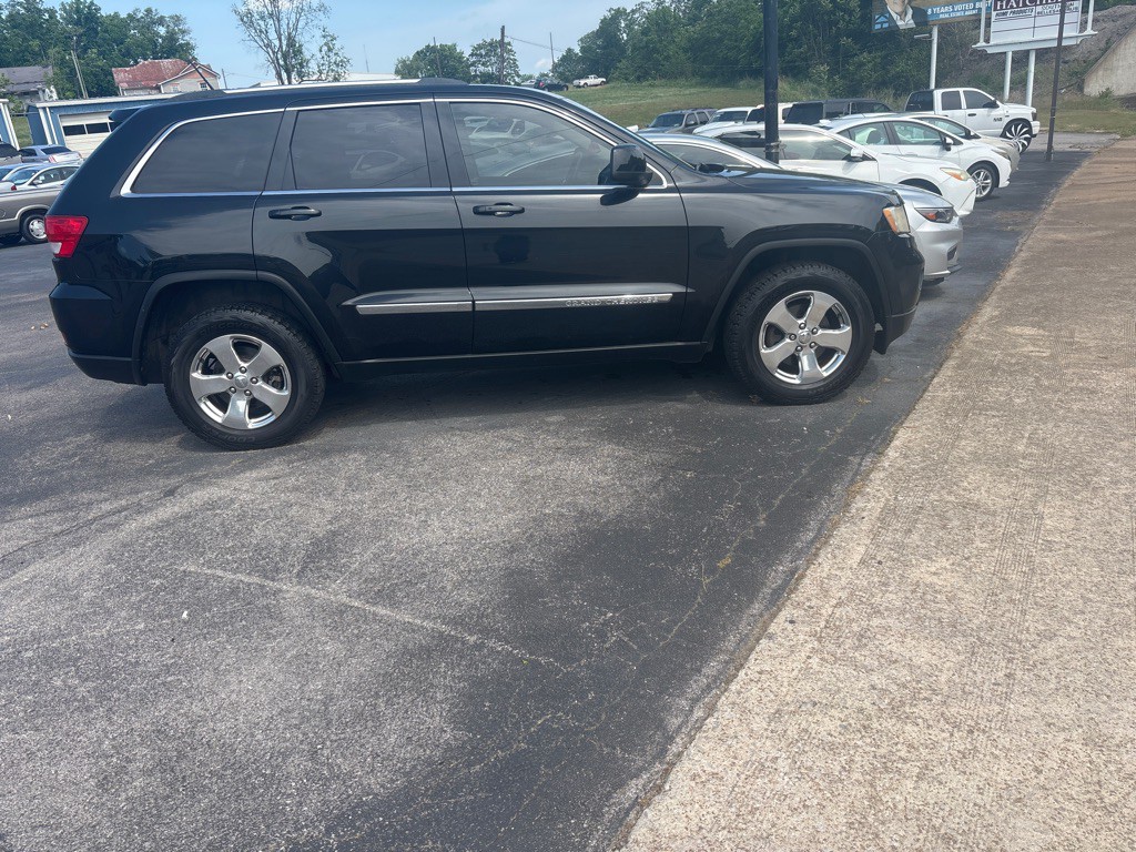 2013 Jeep Grand Cherokee Image 2