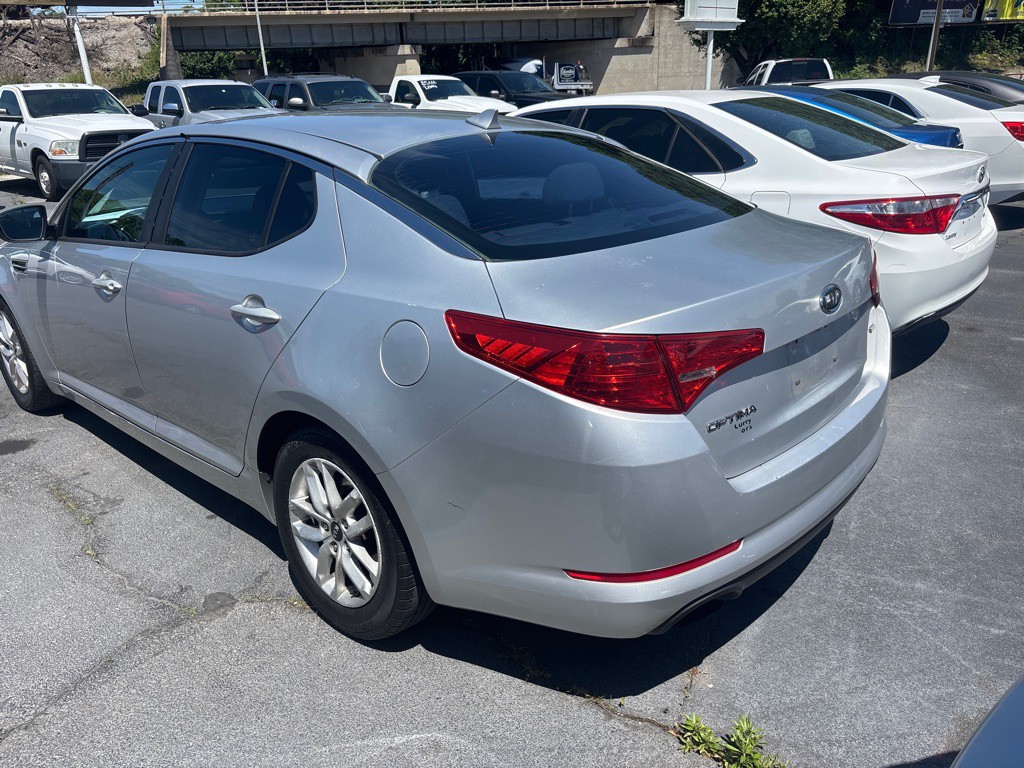 2011 Kia Optima Image 4