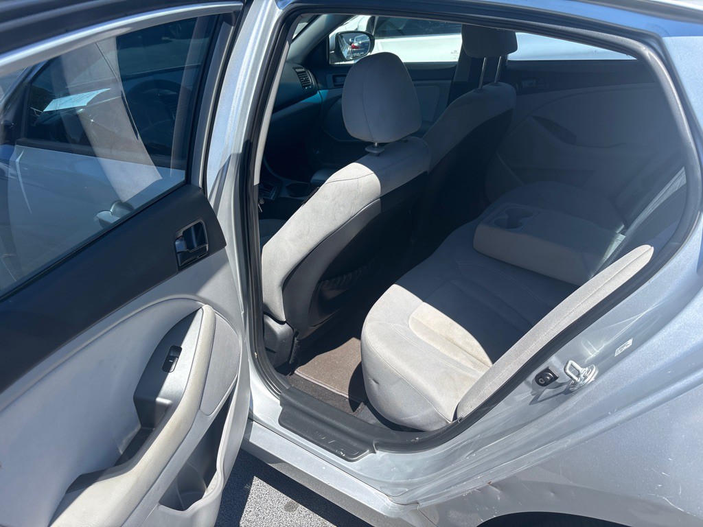 2011 Kia Optima Image 9