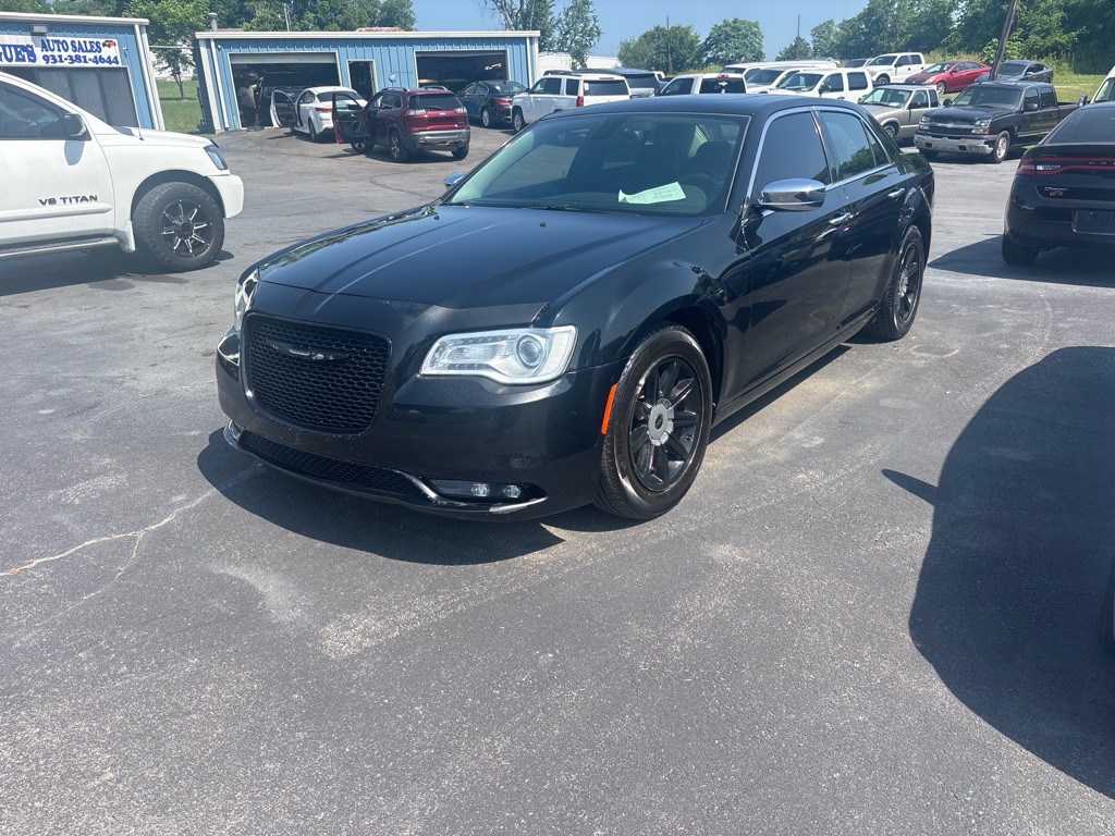 2016 Chrysler 300 Image 3