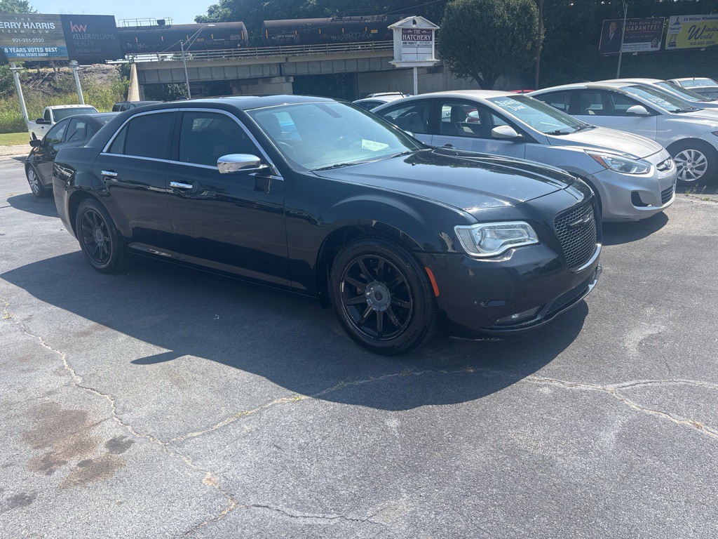 2016 Chrysler 300 Image 6