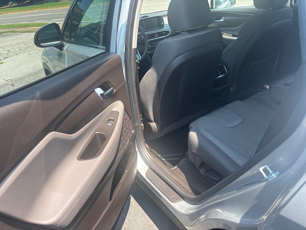 2019 Hyundai Santa Fe Image 7