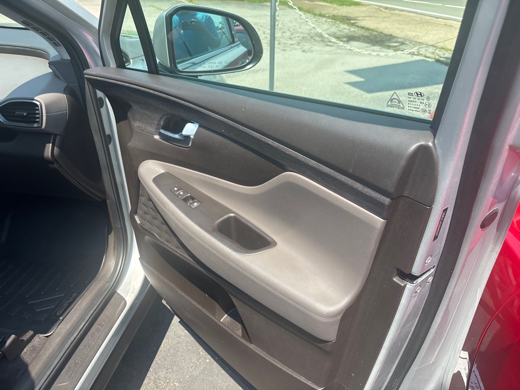2019 Hyundai Santa Fe Image 12