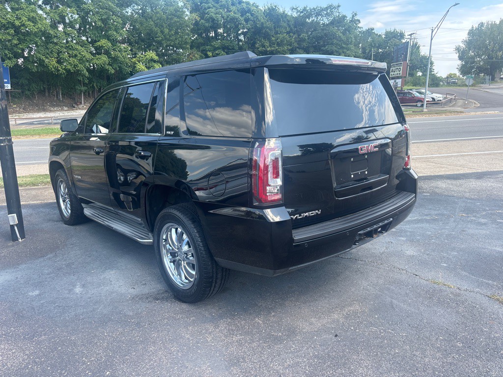 2015 GMC Yukon Image 2