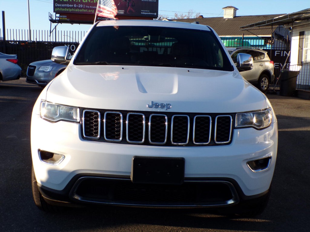 2017 Jeep Grand Cherokee Image 8
