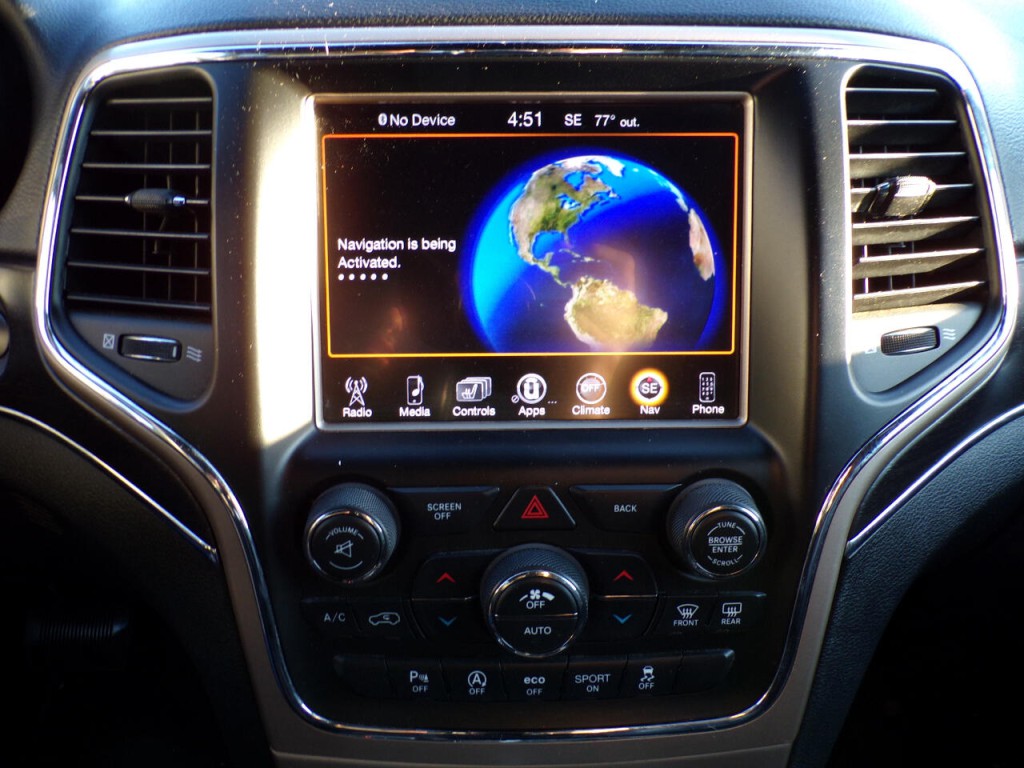 2017 Jeep Grand Cherokee Image 16