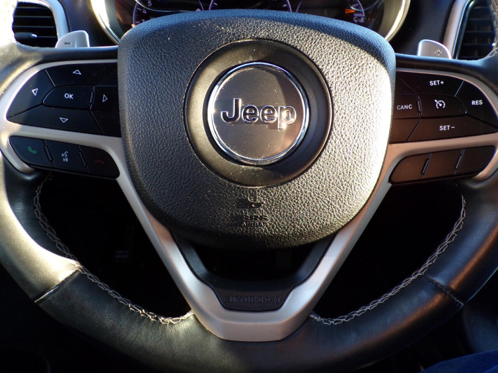 2017 Jeep Grand Cherokee Image 24