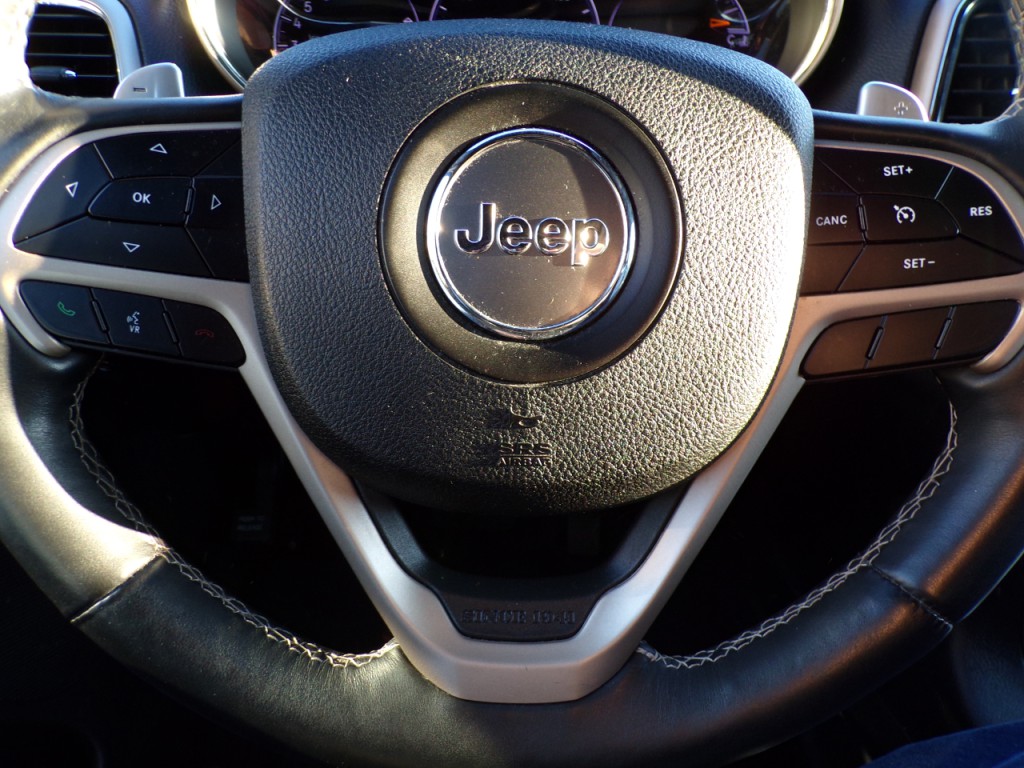 2017 Jeep Grand Cherokee Image 23