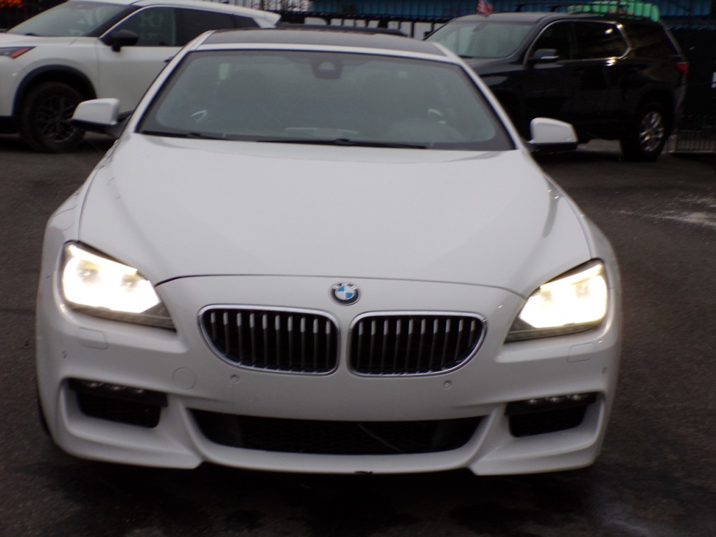 2015 BMW 6 Series Image 8