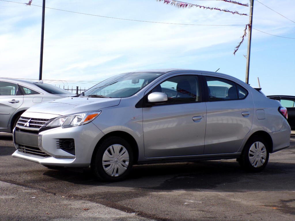 2022 Mitsubishi Mirage Image 2
