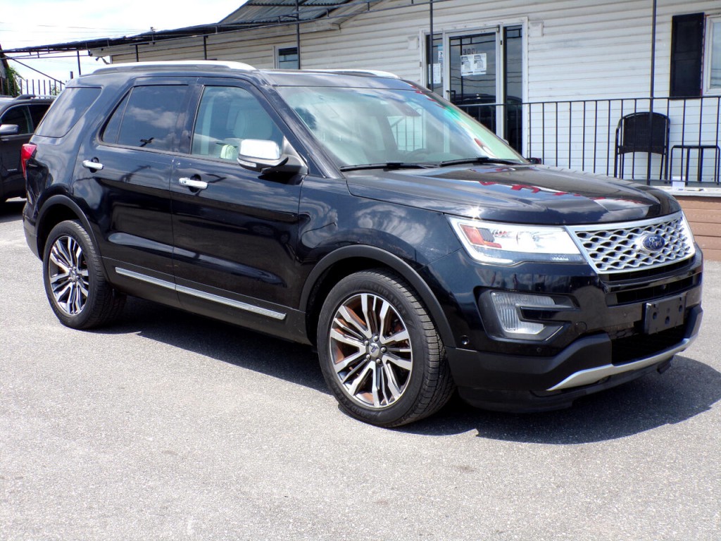 2016 Ford Explorer Image 3