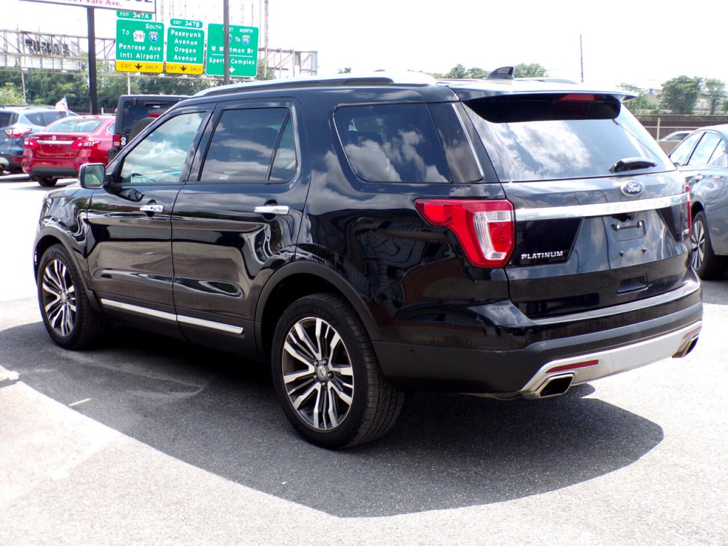 2016 Ford Explorer Image 5