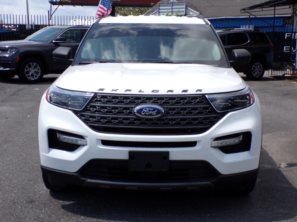 2021 Ford Explorer Image 6