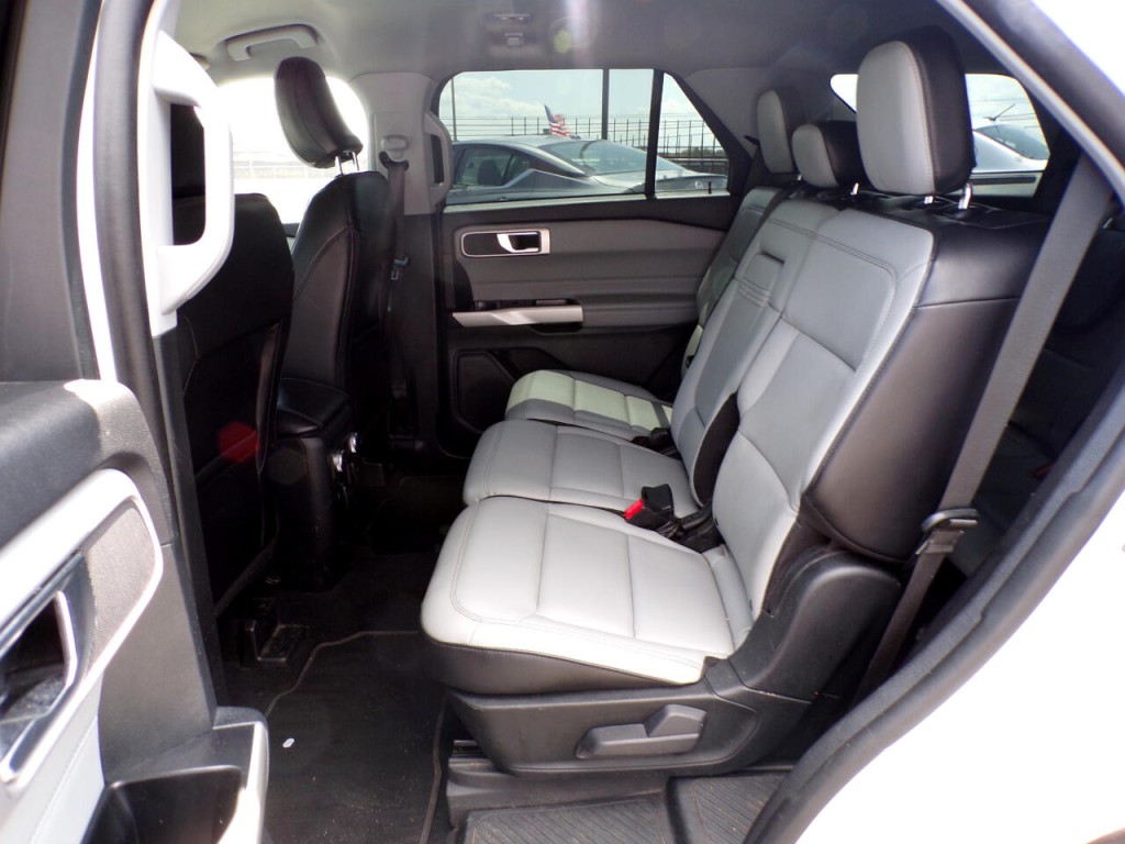 2021 Ford Explorer Image 14