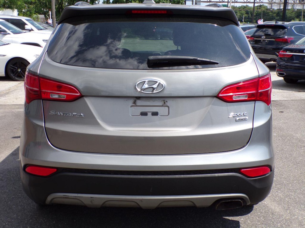 2014 Hyundai Santa Fe Image 3
