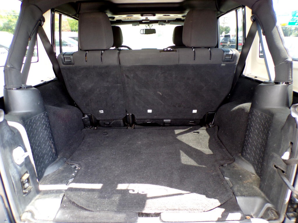 2014 Jeep Wrangler Image 6