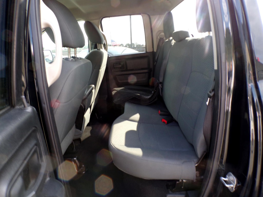 2015 RAM 1500 Image 12