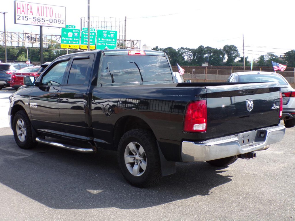 2015 RAM 1500 Image 4