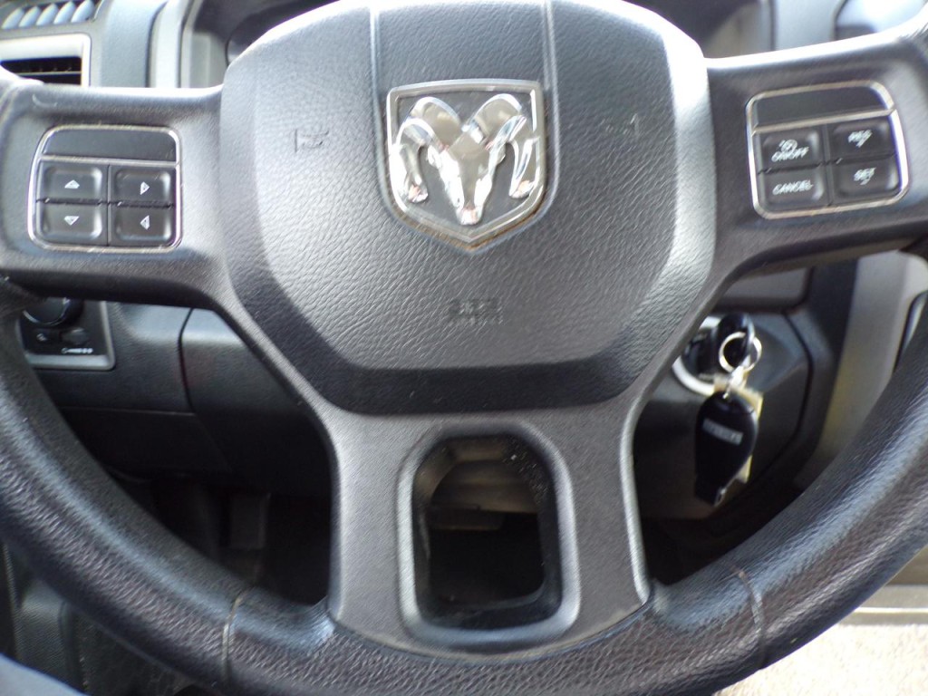 2015 RAM 1500 Image 17