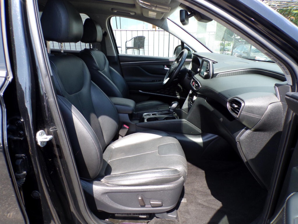 2019 Hyundai Santa Fe Image 10