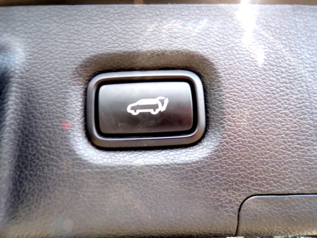 2019 Hyundai Santa Fe Image 17