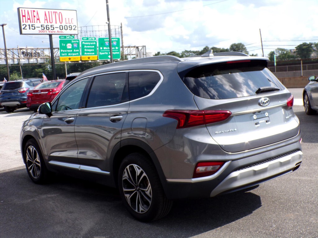 2019 Hyundai Santa Fe Image 4