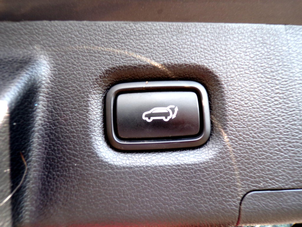 2019 Hyundai Santa Fe Image 19
