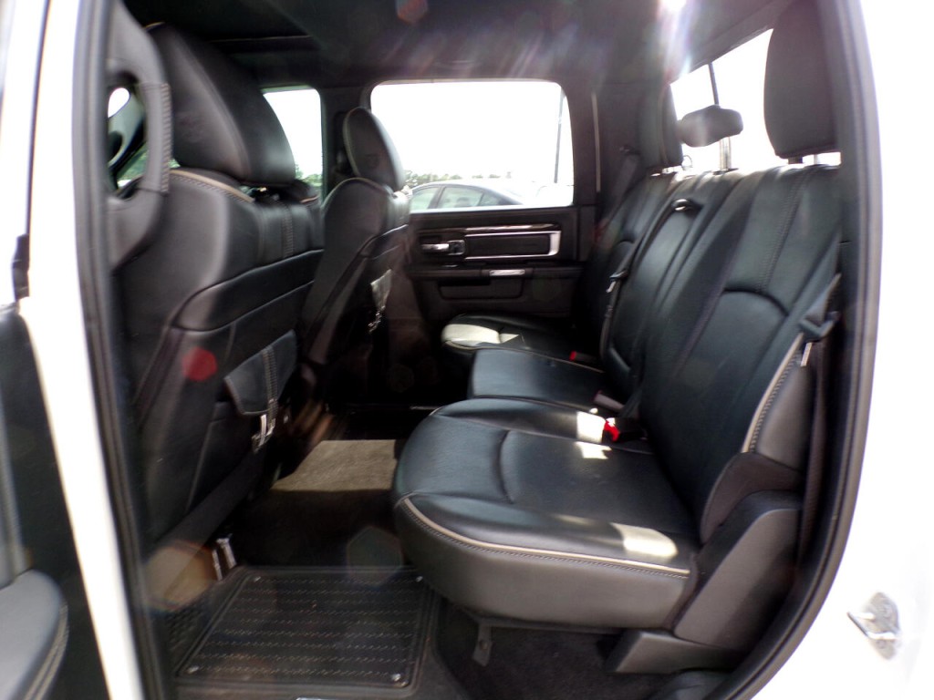 2017 RAM 1500 Image 11