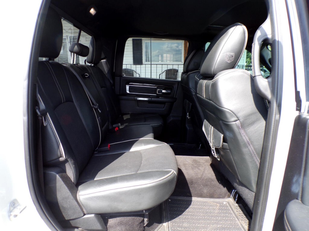 2017 RAM 1500 Image 12