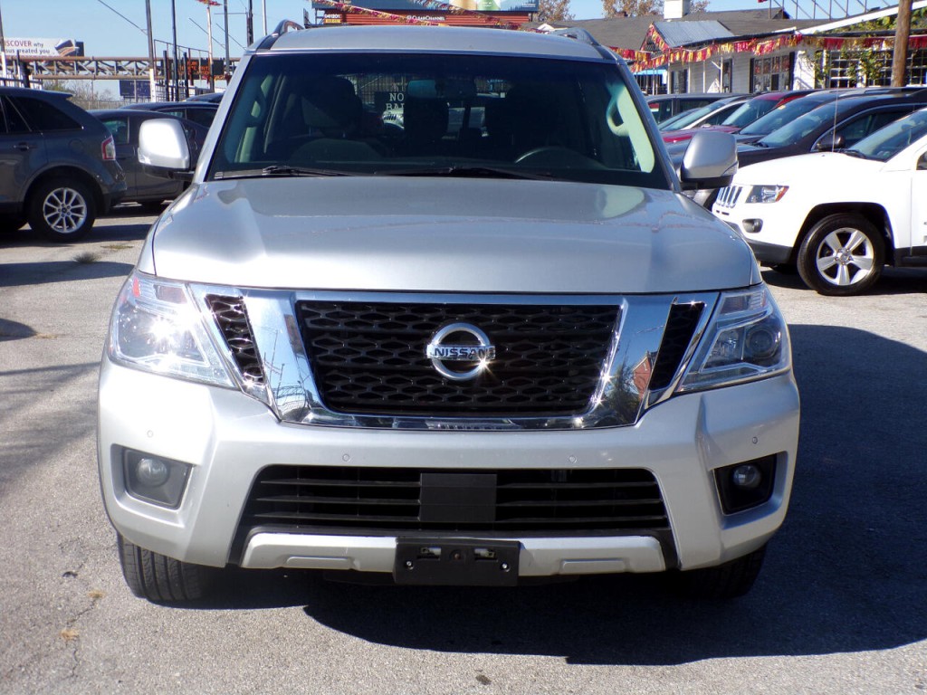 2017 Nissan Armada Image 9