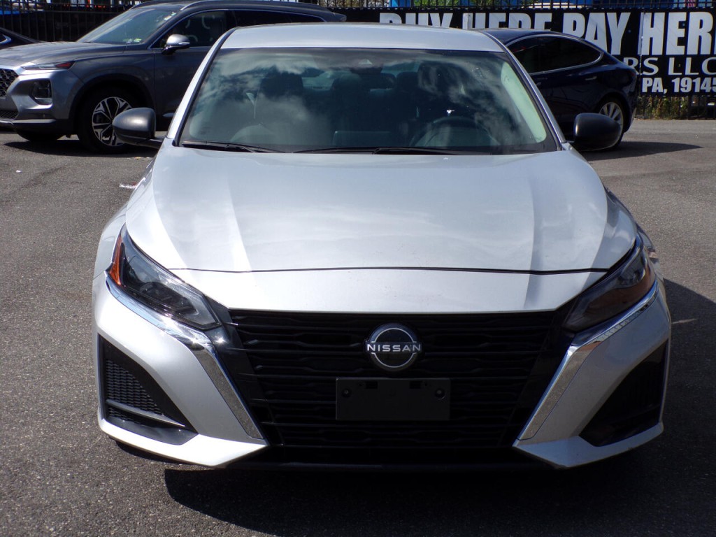2024 Nissan Altima Image 5