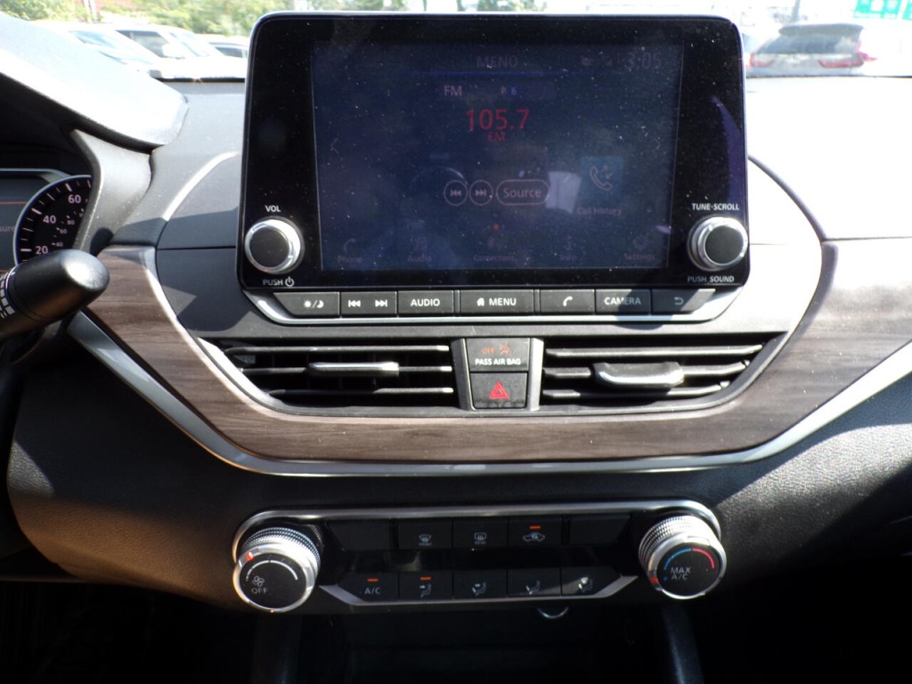 2024 Nissan Altima Image 13
