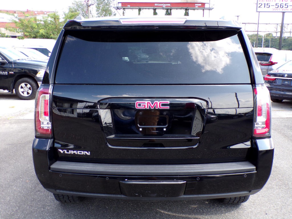 2016 GMC Yukon Image 6