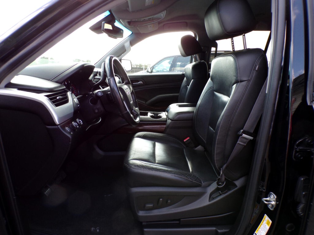 2016 GMC Yukon Image 10