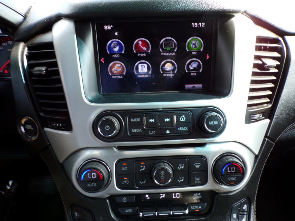 2016 GMC Yukon Image 14