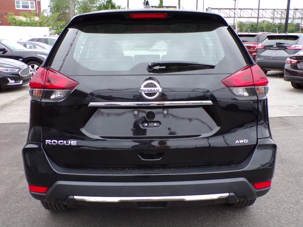 2018 Nissan Rogue Image 6