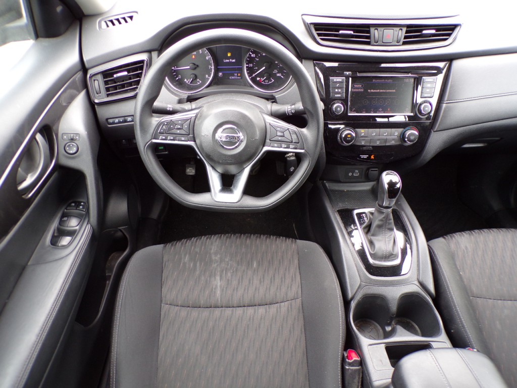 2018 Nissan Rogue Image 9