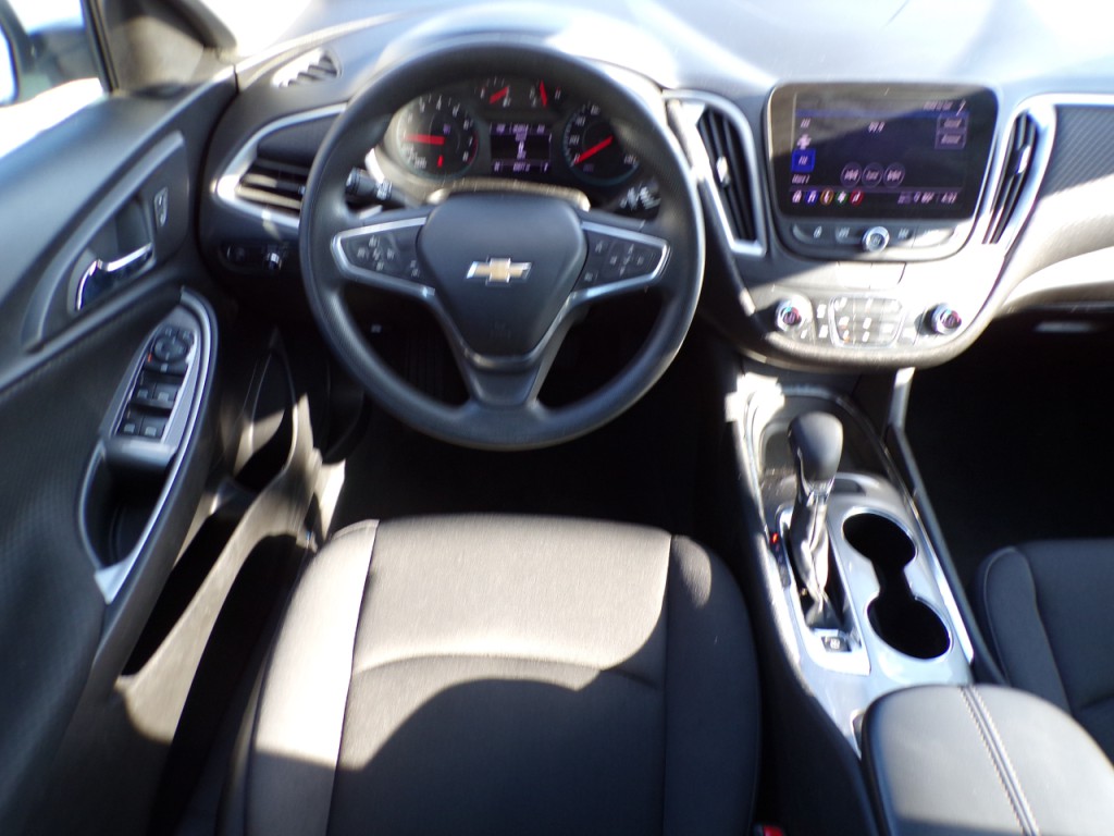 2023 Chevrolet Malibu Image 8