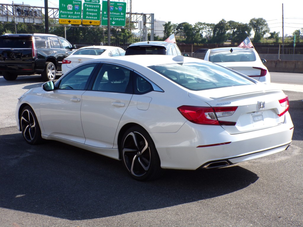 2019 Honda Accord Image 4