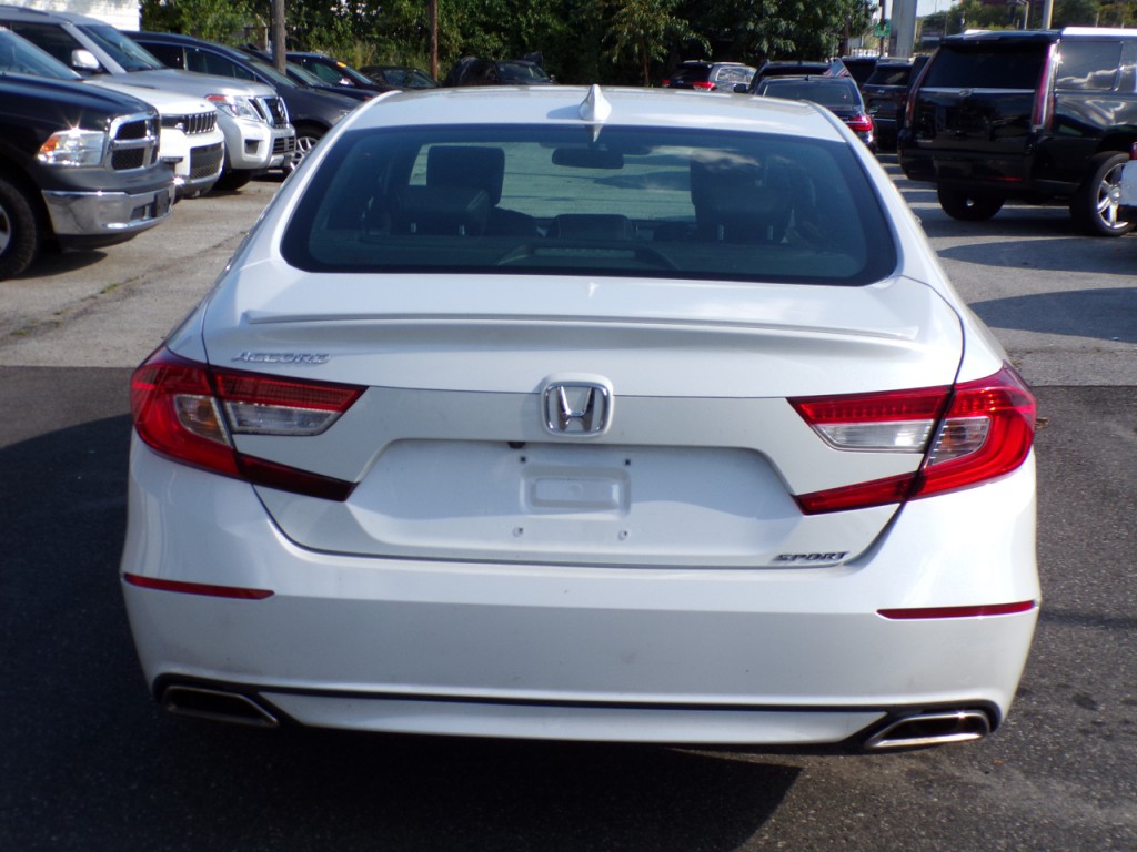 2019 Honda Accord Image 6