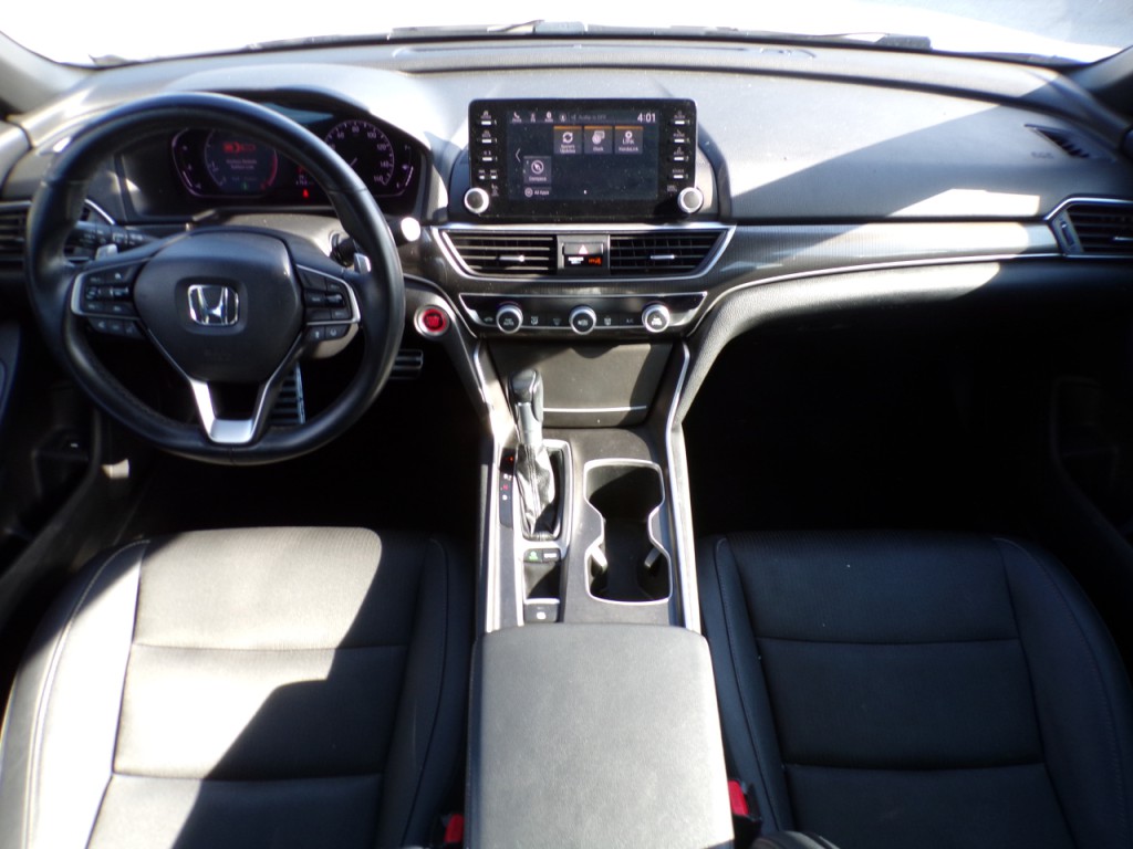 2019 Honda Accord Image 7