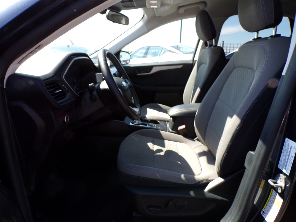 2022 Ford Escape Image 9